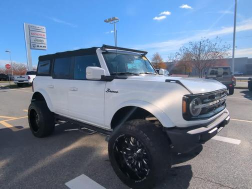 2022 Ford Bronco Outer Banks