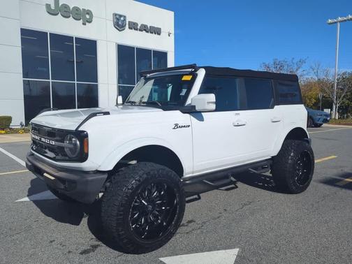 2022 Ford Bronco Outer Banks