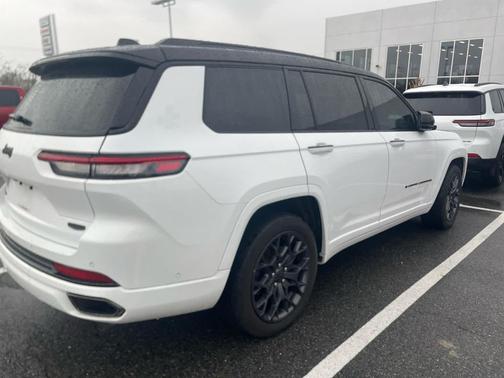 2023 Jeep Grand Cherokee L Summit Reserve