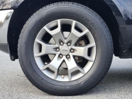 2019 Nissan Frontier SL