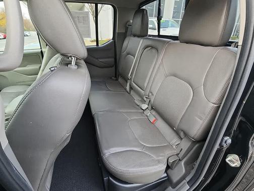 2019 Nissan Frontier SL