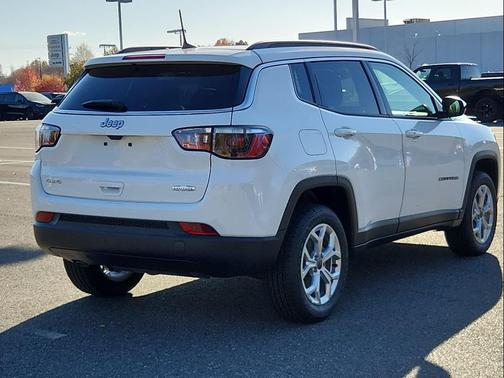 2025 Jeep Compass Latitude