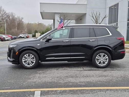 Stellar Black Metallic 2024 Cadillac XT6 Luxury AWD
