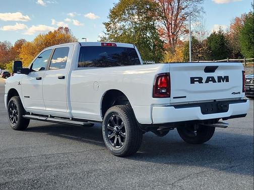 2026 RAM 2500 Big Horn Crew Cab 4x4 8' Box