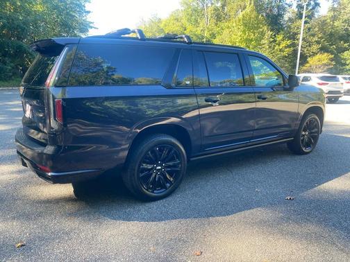 2022 Cadillac Escalade ESV Sport Platinum