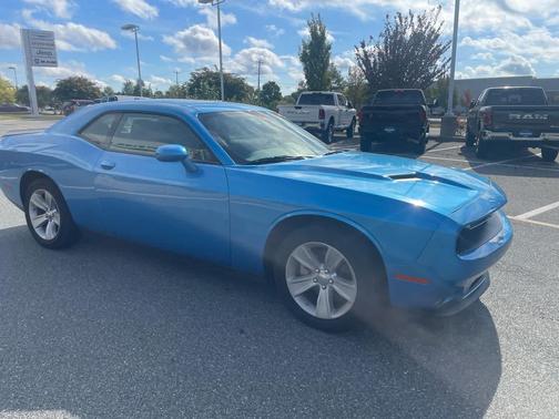 2023 Dodge Challenger SXT