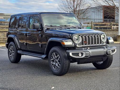 2026 Jeep Wrangler 4-Door Sahara 4x4