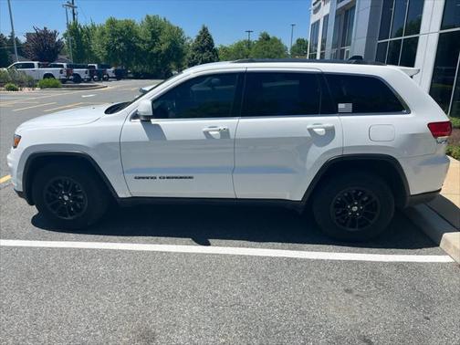 2019 Jeep Grand Cherokee Laredo