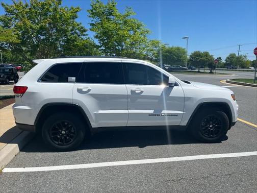 2019 Jeep Grand Cherokee Laredo