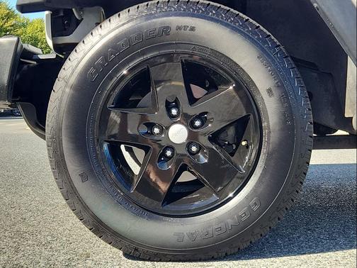 2013 Jeep Wrangler Sport