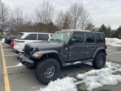 2022 Jeep Wrangler Unlimited 4xe Sahara