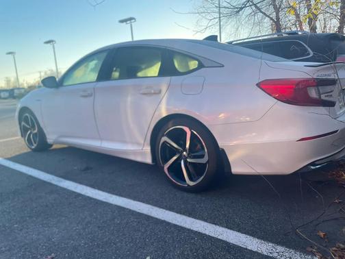 2022 Honda Accord Hybrid Base