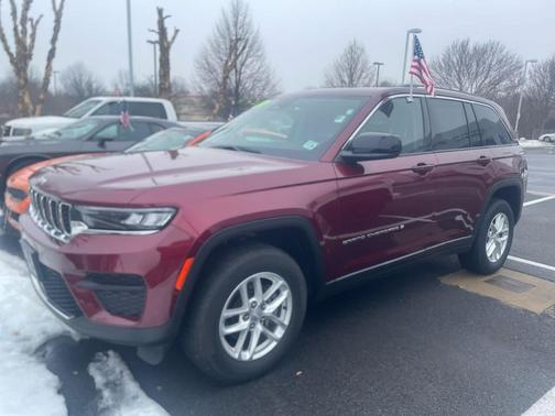 2023 Jeep Grand Cherokee Laredo