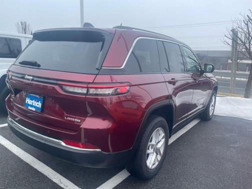 2023 Jeep Grand Cherokee Laredo