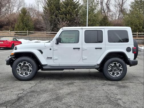 2026 Jeep Wrangler 4-Door Sahara 4x4