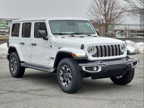 2026 Jeep Wrangler 4-Door Sahara 4x4