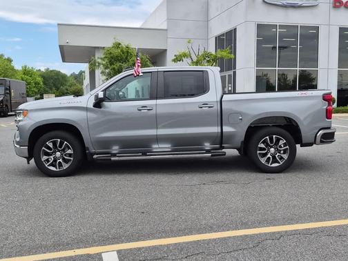 Sterling Gray Metallic 2023 Chevrolet Silverado 1500 LT
