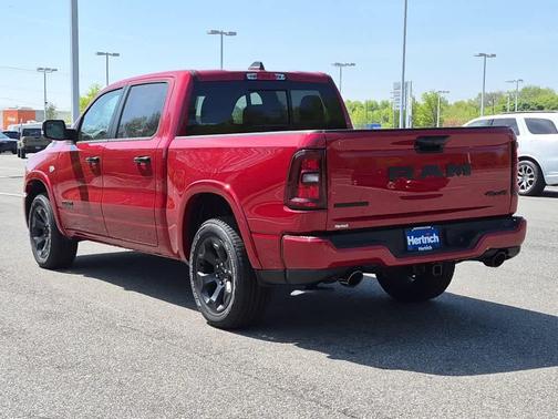 Molten Red Pearlcoat 2026 RAM 1500 Big Horn/Lone Star