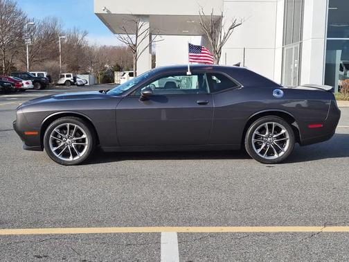 2021 Dodge Challenger SXT