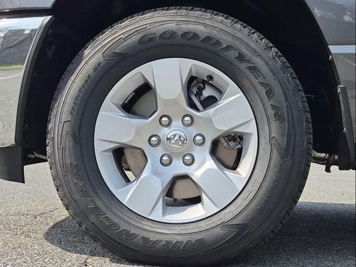 Granite Crystal Metallic Clearcoat 2026 RAM 1500 Tradesman
