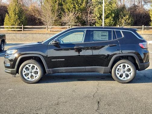 2025 Jeep Compass Sport