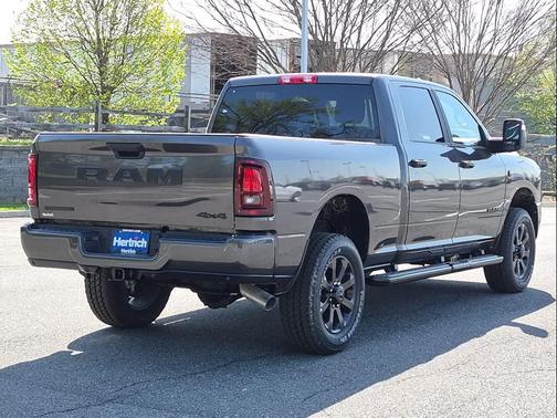 Granite Crystal Metallic Clearcoat 2026 RAM 2500 Big Horn Crew Cab 4x4 6'4' Box