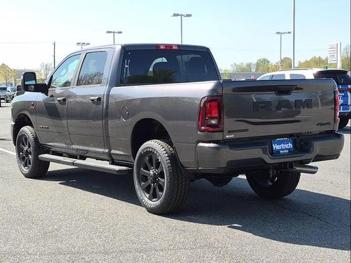 Granite Crystal Metallic Clearcoat 2026 RAM 2500 Big Horn Crew Cab 4x4 6'4' Box