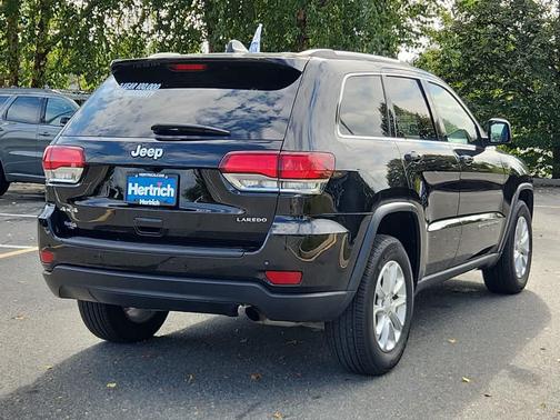 2021 Jeep Grand Cherokee Laredo