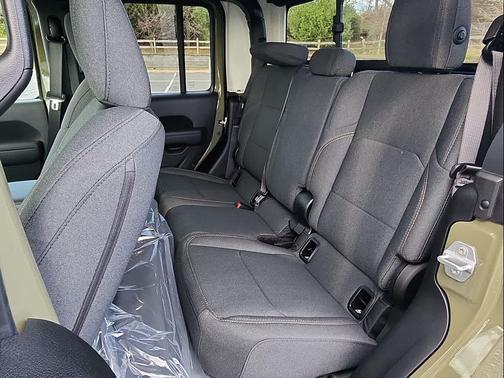 2026 Jeep Gladiator Willys