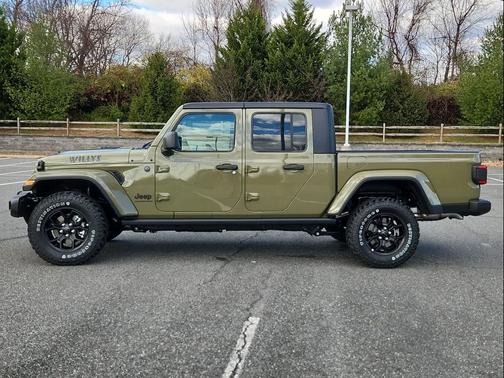 2026 Jeep Gladiator Willys