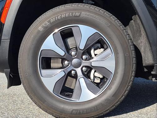 2022 Jeep Grand Cherokee 4xe Base