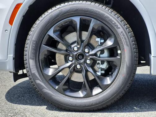 White Knuckle Clearcoat 2026 Dodge Durango GT Plus