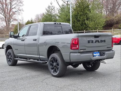 2026 RAM 2500 Big Horn Crew Cab 4x4 6'4' Box
