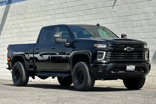 Black 2024 Chevrolet Silverado 2500 Custom