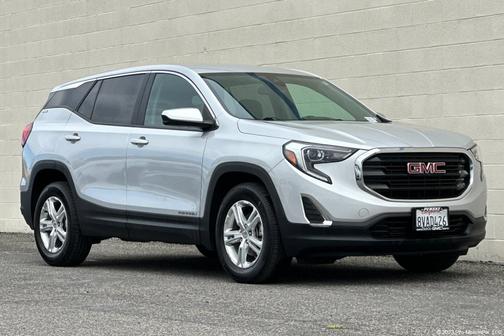 Quicksilver Metallic 2021 GMC Terrain SLE