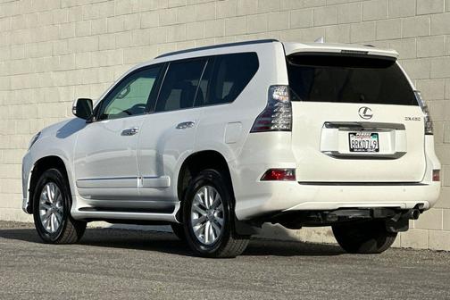 Starfire Pearl 2017 Lexus GX 460 Premium