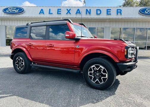 2024 Ford Bronco Outer Banks