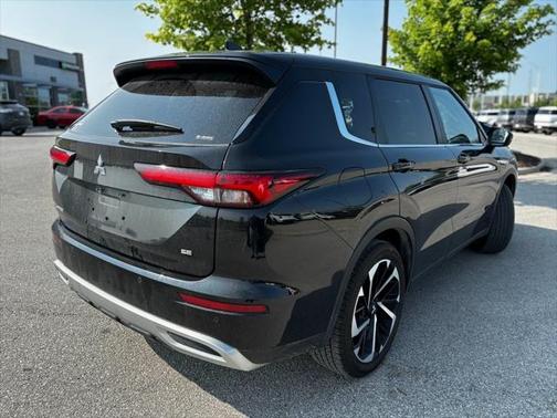2024 Mitsubishi Outlander SE
