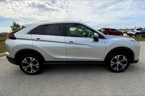 2022 Mitsubishi Eclipse Cross SE