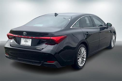 2019 Toyota Avalon Hybrid Limited