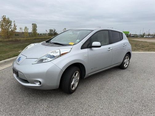 2011 Nissan Leaf SV