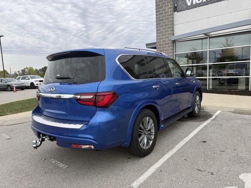 2021 INFINITI QX80 Luxe