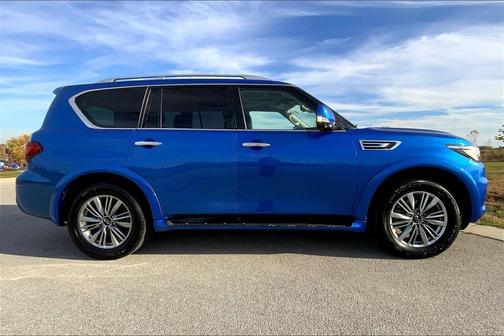 2021 INFINITI QX80 Luxe