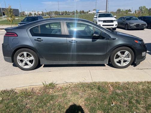 2013 Chevrolet Volt Base