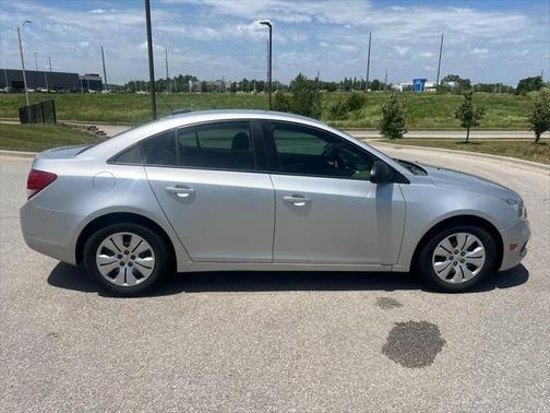 2015 Chevrolet Cruze LS