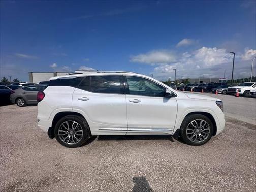 2022 GMC Terrain Denali