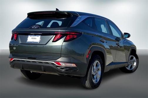 2023 Hyundai TUCSON SE