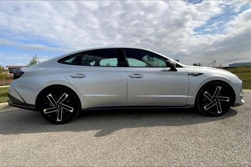 2024 Hyundai SONATA N Line