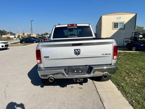 2016 RAM 1500 Laramie