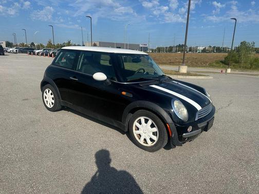 2004 MINI Cooper S Base